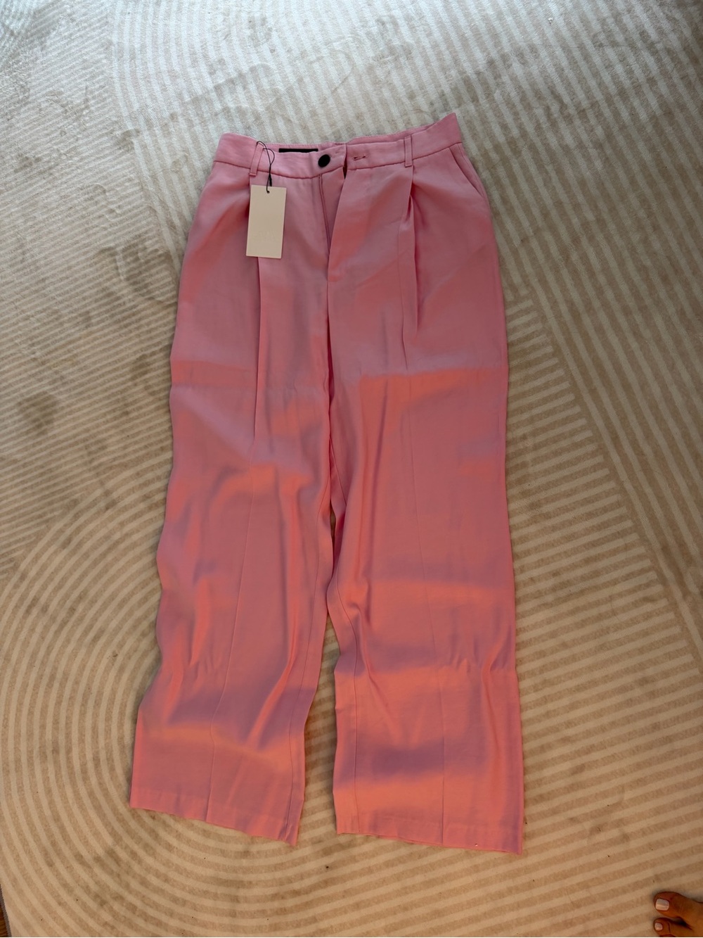 Zara Pink Wide-Leg Pleated Trousers